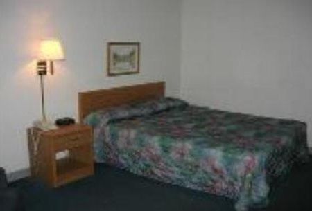 Granite Falls Super Motel Номер фото
